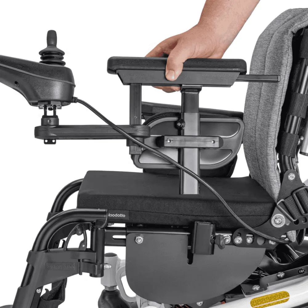 Ottobock Skippi kompakt çocuk powerchair sezgisel kontrol yüksek manevra kabiliyeti