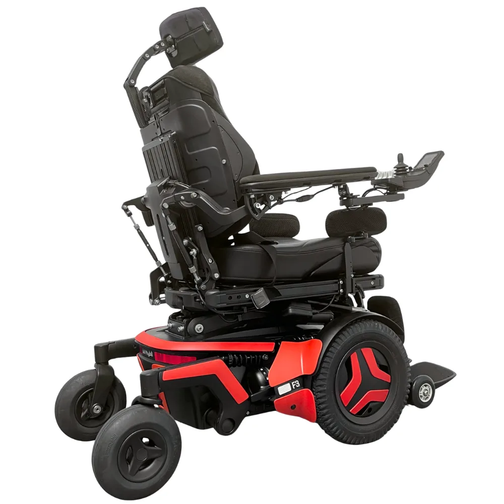 Permobil F3 Corpus akülü tekerlekli sandalye şehir içi kullanım iç mekan