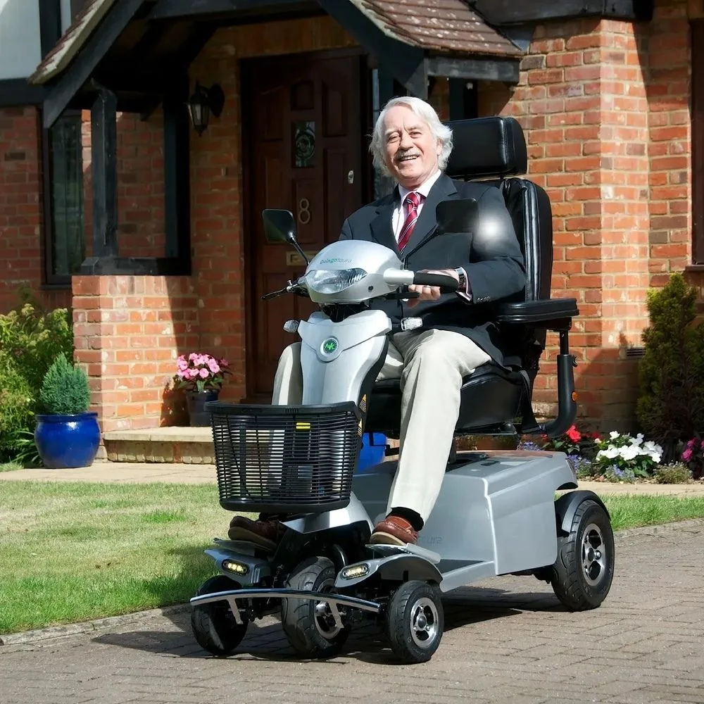 Quingo Toura 2 İngiliz marka engelli scooter 5 tekerlek dengeli sürüş geniş koltuk ergonomik tasarım