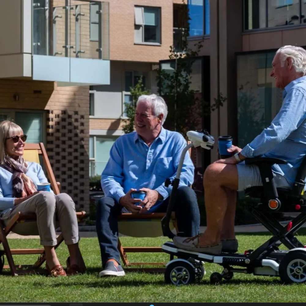 TGA Minimo Plus katlanabilir engelli scooter 4 teker dengeli pnömatik lastik konfor sürüş tam görünüm