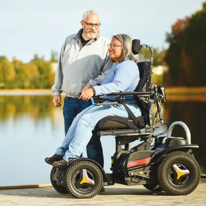 Permobil X850 Corpus Arazi Model Akülü Tekerlekli Sandalye