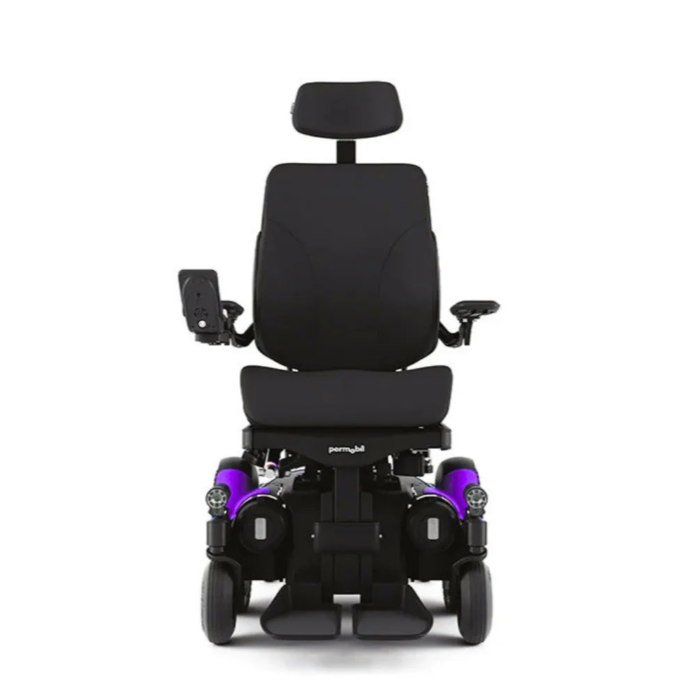 Permobil M3 Corpus koltuk yükseltme fonksiyonu göz hizası etkileşim bağımsızlık premium tekerlekli sandalye