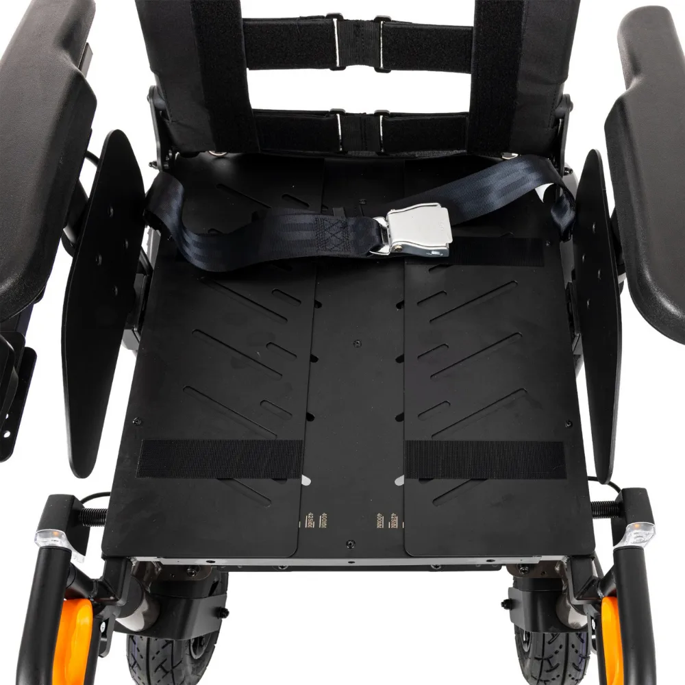 Comfort Plus Rıder ayarlanabilir oturma genişliği 40-50cm çıkartılabilir kolçak ayaklık transfer kolaylığı