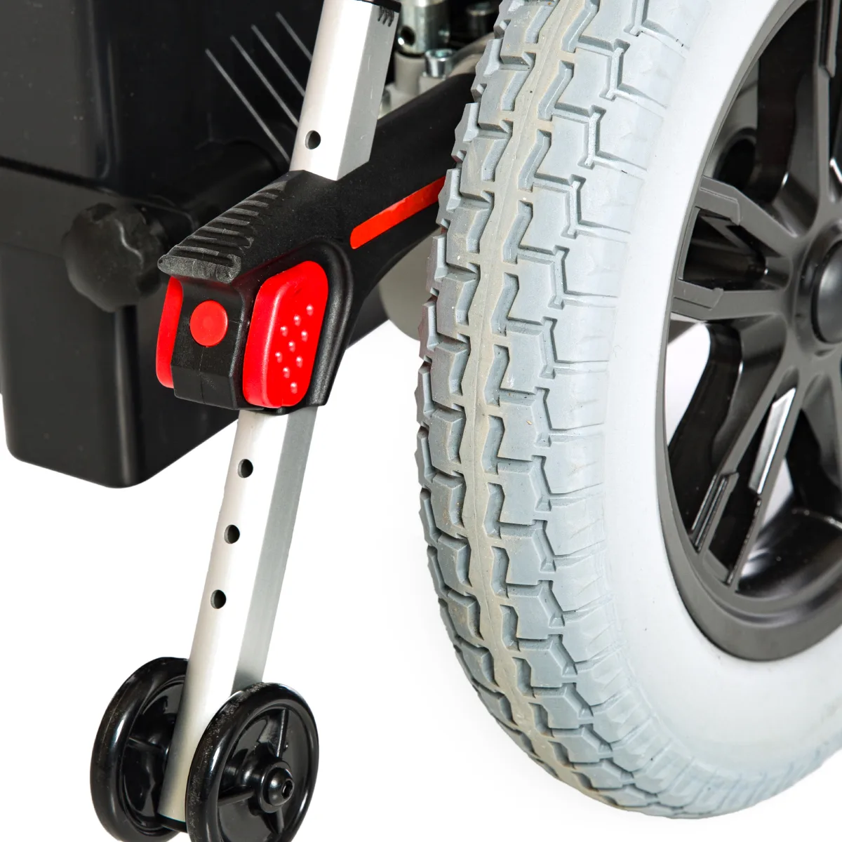 Römer R105 çift makaslı güçlendirilmiş çelik şase katlanabilir iç dış mekan 120 kg