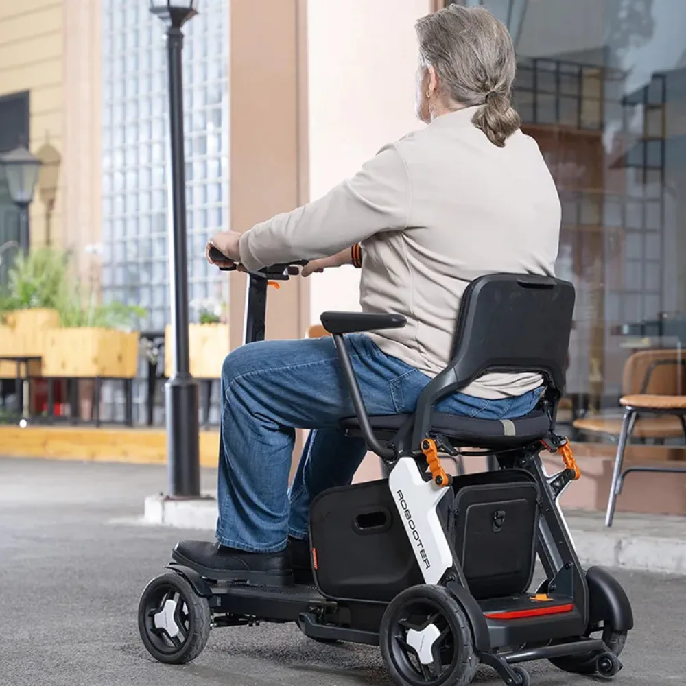 Robooter Q40 koltuk sökülmeden katlanabilir 20 kg hafif 136 kg kapasite mobilite scooter