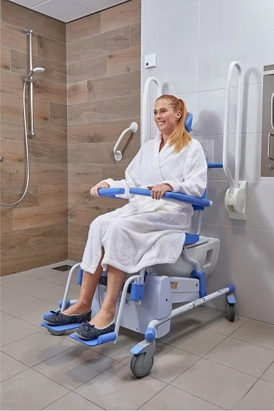 Lopital Reflex 5600 Duş-Tuvalet Sandalyesi — Tam Görünüm