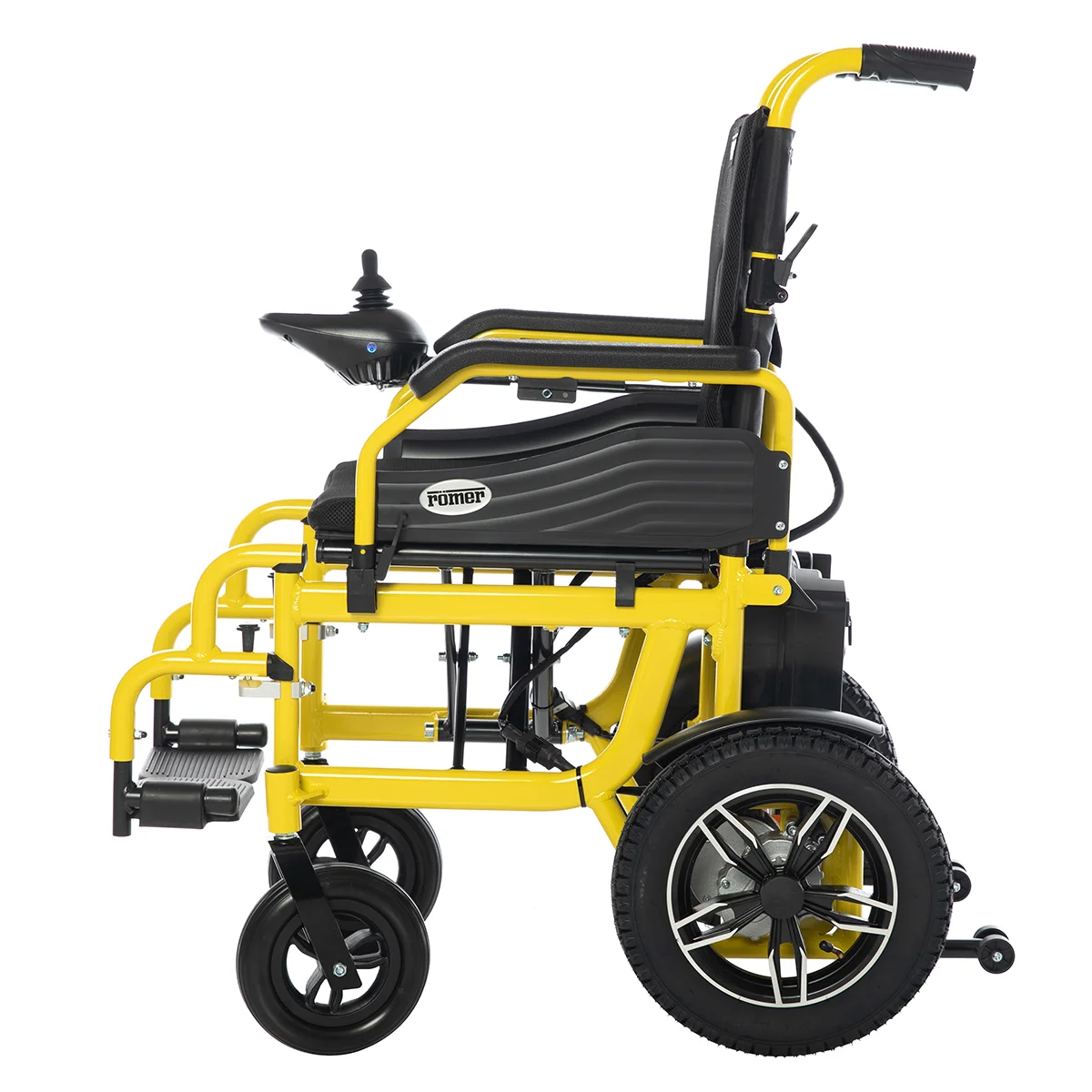 Römer R102 35 cm çocuk oturma genişliği ve koltuk yapısı