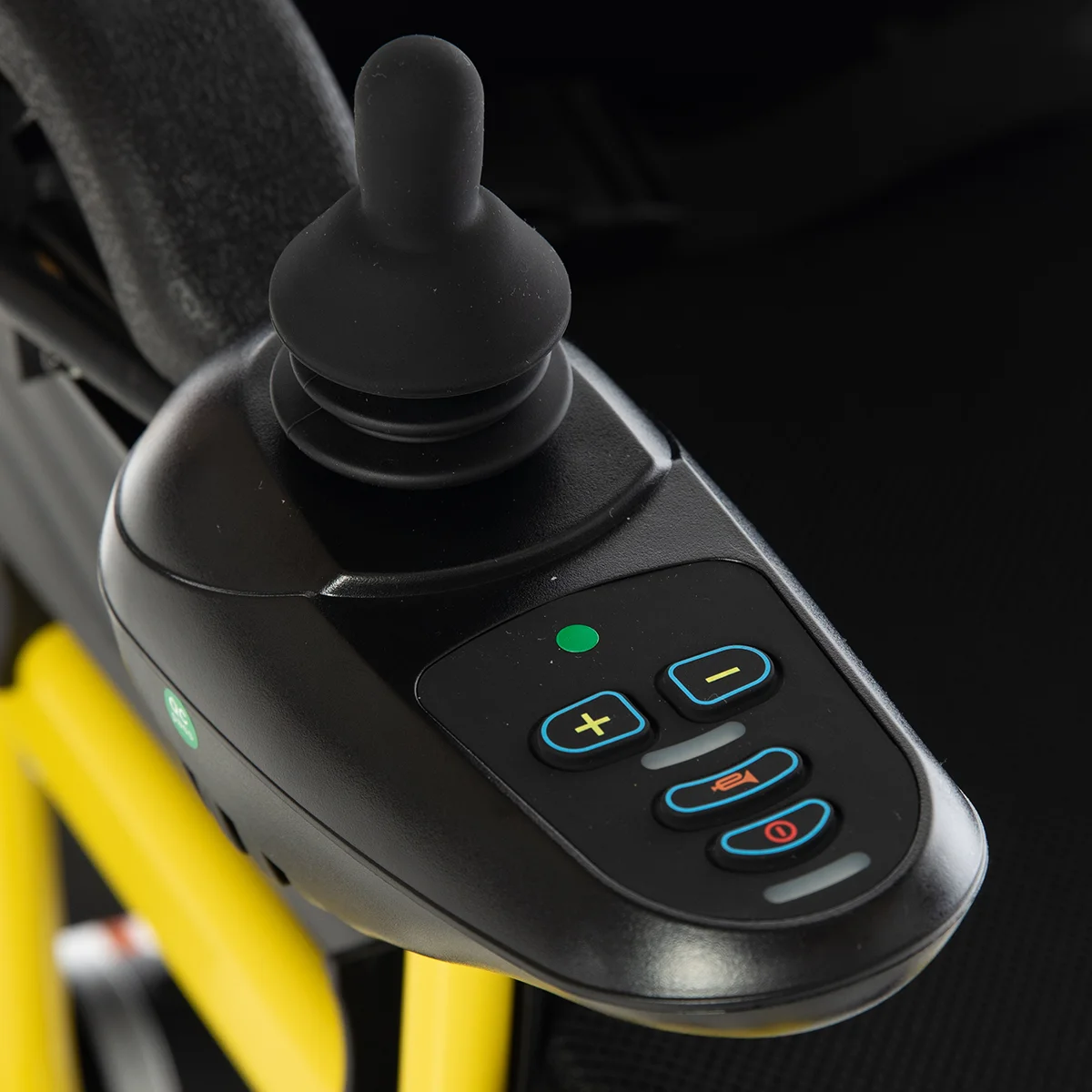 Römer R102 joystick kontrol kolu çocuk kullanımı için tasarlanmış