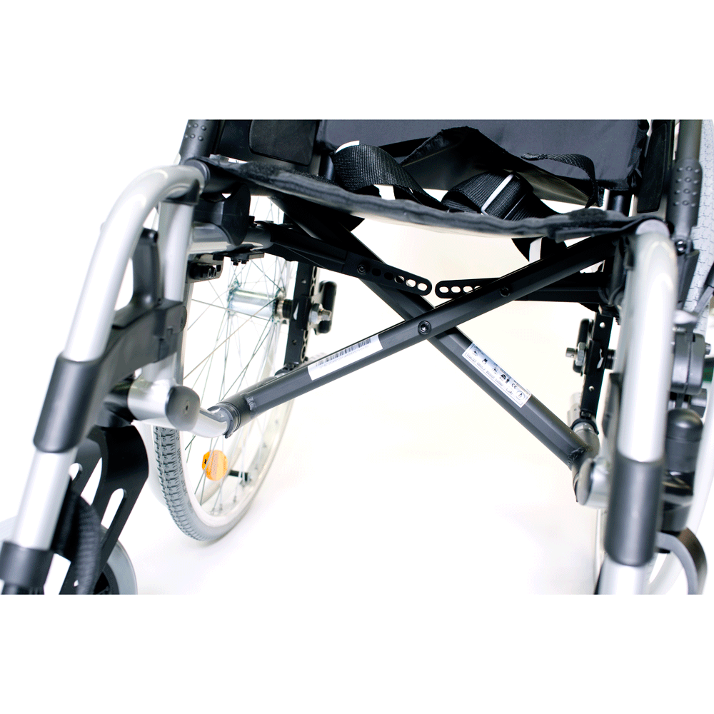 Breezy BasiX² Manuel Tekerlekli Sandalye Görsel 5