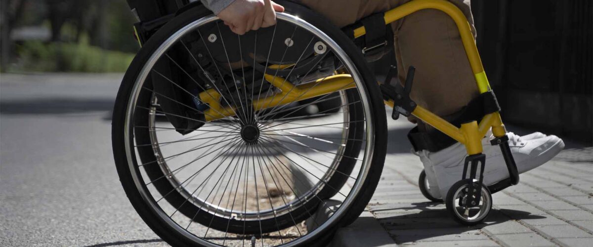 En hafif tekerlekli sandalye