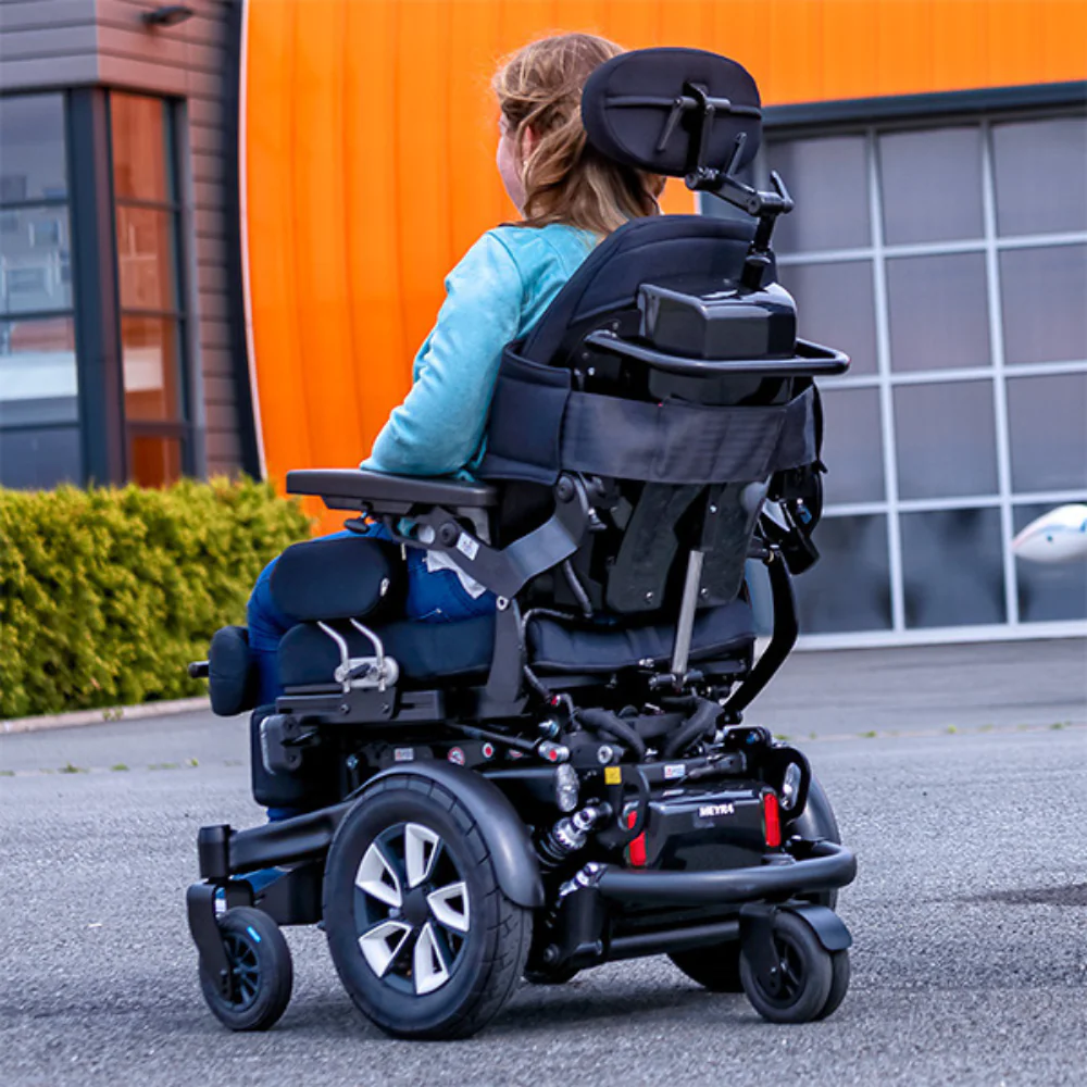 Meyra İchair Sky Ayağa Kaldıran Akülü Tekerlekli Sandalye Yardımcı (2)