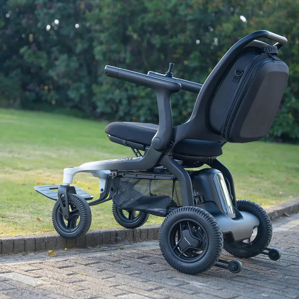Rooboter Carbon Fiber Hafif 15 Akülü Tekerlekli Sandalye Lityum Pilli (1)