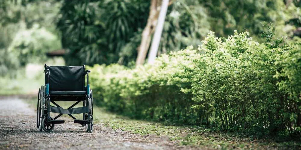 Manuel ve Akülü Tekerlekli Sandalye Farkı Nedir